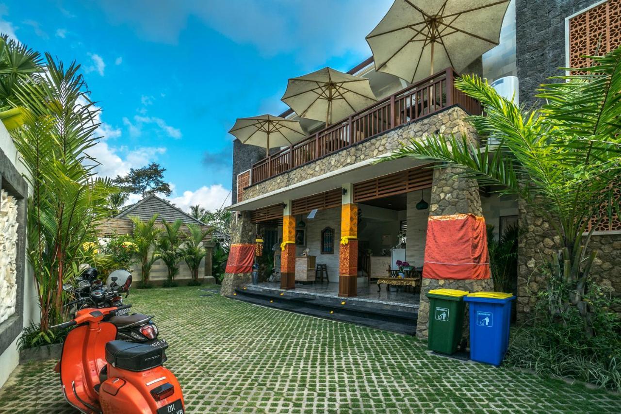 Kirani Villa *