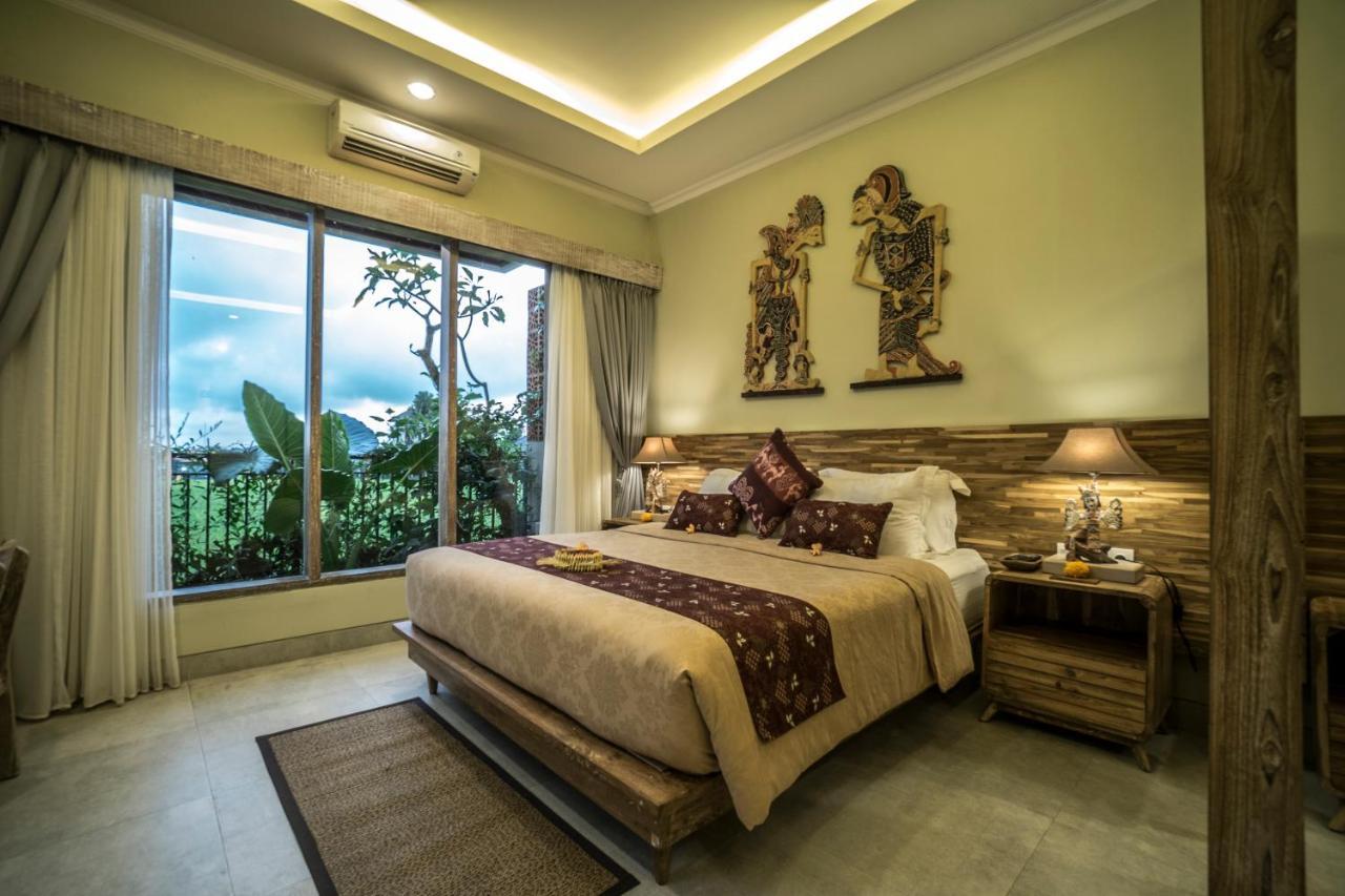 Kirani Villa